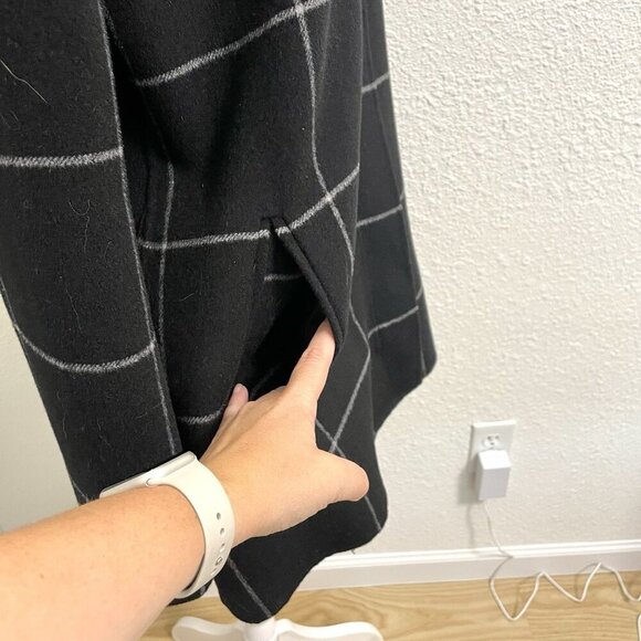 TALBOTS Wool Blend Plaid Windowpane Full Zip Jacket Coat Topper size Large - Picture 8 of 10